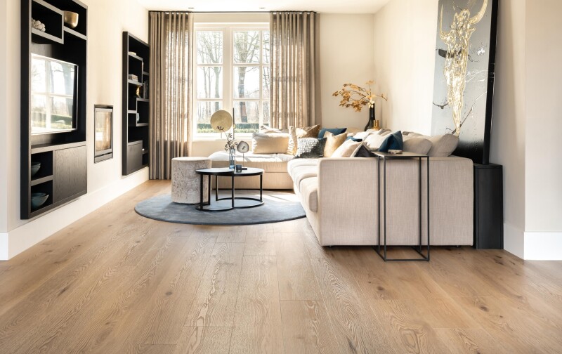 THE_15062_Authentic (1)